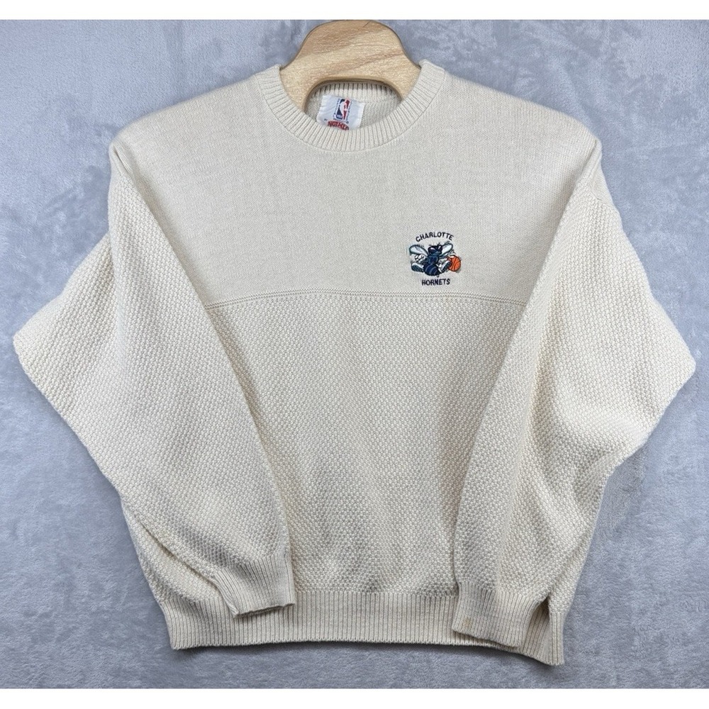 Vintage Nutmeg Mills Charlotte Hornets NBA Sweater Crewneck USA Men's 27x28 READ